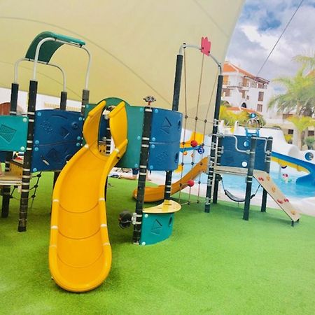 Wonderland With The Best Swimming Pool In Park S III Appartement Playa de las Américas Buitenkant foto